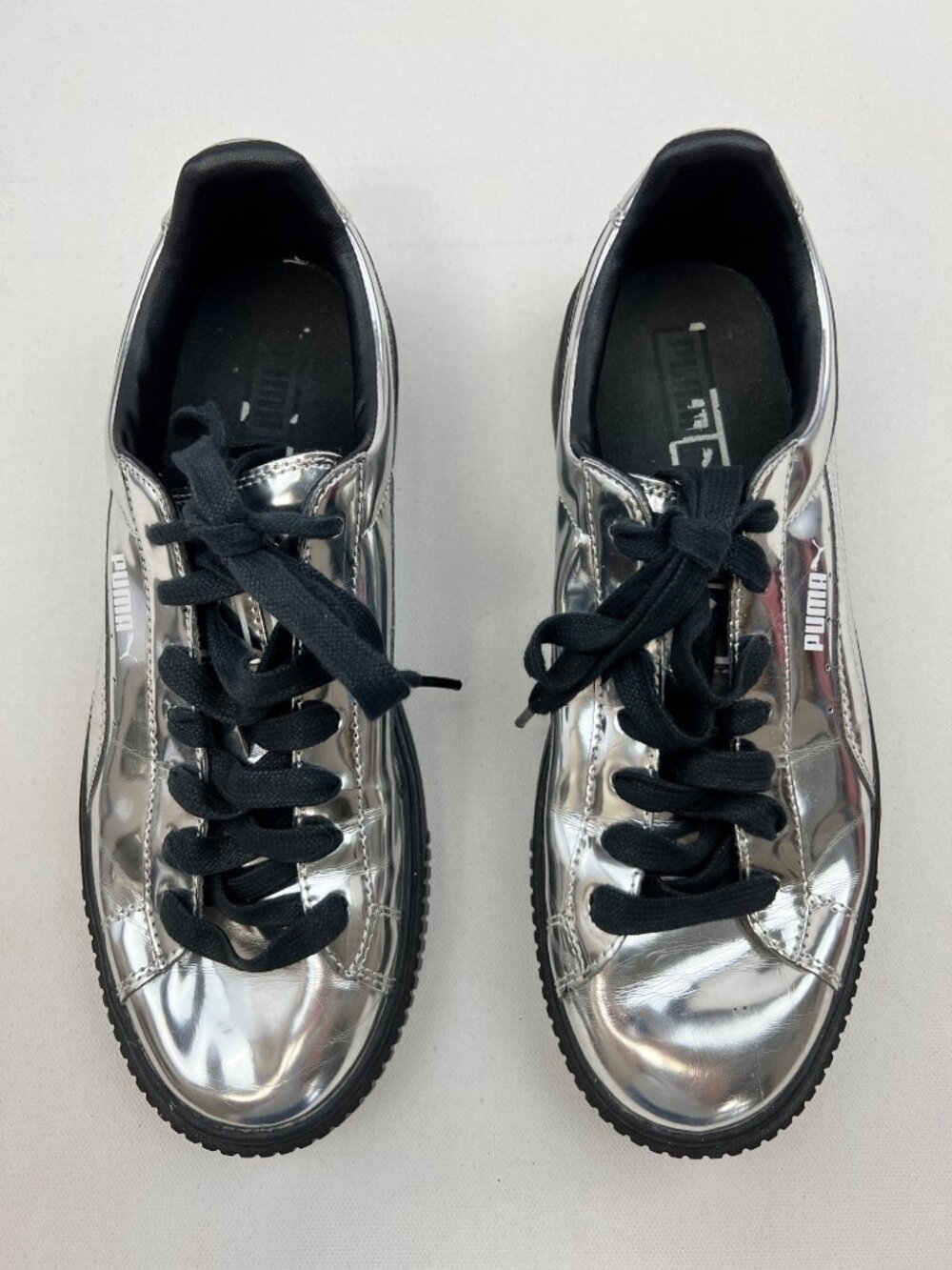 Puma Women’s Metallic Silver Sneakers Silver/Black Size 9.5 - Picture 3 of 8